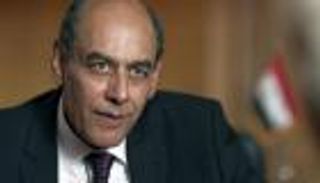 أحمد بدير يفاجئ جمهوره بـ"لوك" جديد