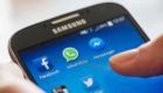 روسيا تخوض حرب البيانات.. غرامات على واتساب وتويتر وفيسبوك