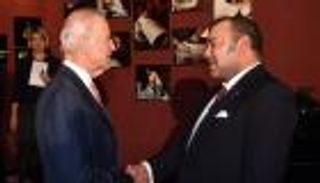 جدد التزامه بمكافحة الإرهاب.. ملك المغرب يعزي بايدن 