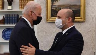 بايدن وبينيت خلال لقائهما أمس