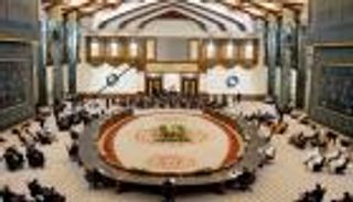 دعم بغداد ووقف التدخلات.. رسائل المشاركين بقمة جوار العراق