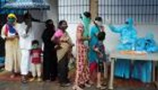 إصابات كورونا بالهند تقفز لأعلى مستوى في شهرين