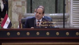 الرئيس المصري عبدالفتاح السيسي خلال قمة جوار العراق