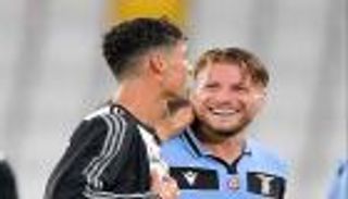 هداف الدوري الإيطالي.. إيموبيلي يحتفي برحيل رونالدو بـ"الهاتريك"