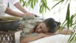 حمام الوحل.. فوائد صحية للجسد والنفس