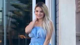 الفنانة الجزائرية نوميديا لزول