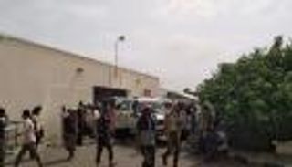 مقتل 20 جنديا وإصابة 30 في الهجوم الحوثي على قاعدة العند باليمن