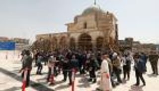 جامع النوري.. "صلاة صامتة" لماكرون بين روح الموصل