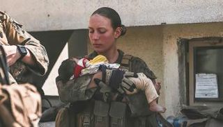 الجندية الأمريكية نيكول جي