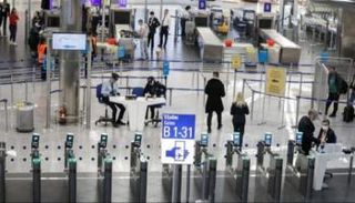 أوروبا تزيل 6 دول من قائمة السفر الآمن