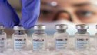 فرنسا تمنح أفريقيا 10 ملايين جرعة لقاح كورونا 