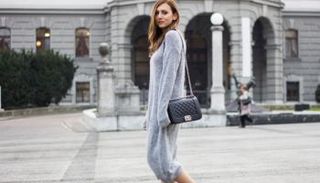 الفستان التريكو