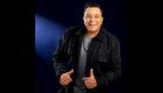 محمد فؤاد يعلّق على صورته المثيرة للجدل