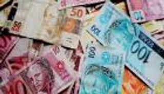 تضاؤل الرهان على "الفائدة" يعصف بالعملات الناشئة المفضلة 