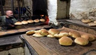 فرن لإنتاج الخبز في لبنان