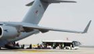 أيادي الإمارات البيضاء بأفغانستان.. حضن مفتوح للإجلاء والاستضافة