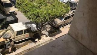 جانب من اقتحام مقر الرقابة الإدارية بطرابلس