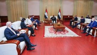 عبد الفتاح البرهان يلتقي سفراء أوروبا بالخرطوم