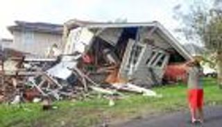 صور.. إعصار "إيدا" يفرض حظر التجول في مدينة نيو أورلينز الأمريكية