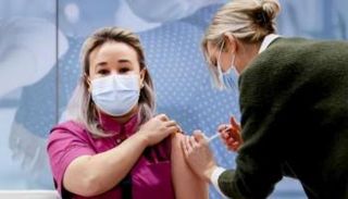 استمرار حملة التطعيمات ضد كورونا في أوروبا