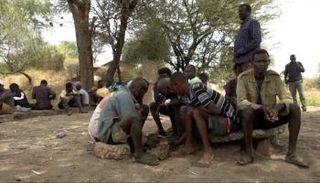 شباب من قومية دراشي