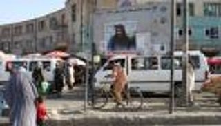 "طالبان" تغري الصين بمناجم أفغانستان وتزف بشرى منقوصة للنساء