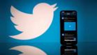 "تويتر" تطلق الاشتراكات المدفوعة.. من يحصل على الامتيازات؟