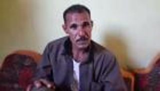 صور.. مصري يقود شاحنة مشتعلة لإنقاذ قريته من "دمار شامل"