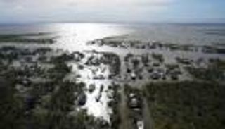 إعصار "إيدا" يعبث بولايات أمريكية.. طوارئ وزوابع وفيضانات