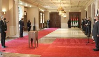 السفير الإسرائيلي يقدم أوراق اعتماده لملك الأردن