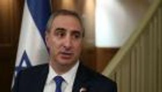 إسرائيل تعين أول سفير لدى البحرين.. ولابيد يأمل افتتاح سفارة