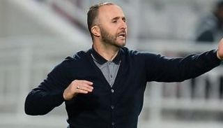 جمال بلماضي مدرب منتخب الجزائر 