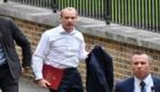 بريطانيا تحدد موقفها من حكومة طالبان: حوار دون اعتراف