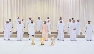 الشيخ محمد بن راشد آل مكتوم يستقبل فريق شباب الأهلي