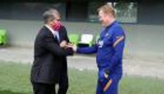 بتعليمات الرئيس.. كومان يمنح مدافع برشلونة فرصة جديدة