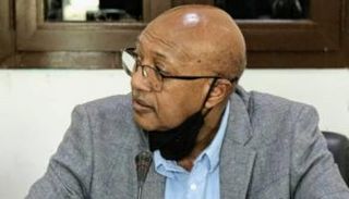 وزير الصحة السوداني الدكتور عمر النجيب