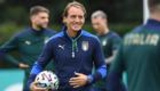 تصفيات كأس العالم.. مانشيني يحذر إيطاليا من "فخ الذكريات"