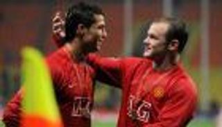 أبرزهم واين روني.. 8 معتزلين يصغرون كريستيانو رونالدو عمرا