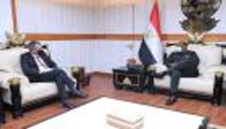 البرهان ورئيس يونيتامس يبحثان سير سلام السودان
