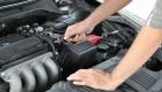 اهتزاز محرك السيارة.. الأسباب عند الوقوف والسير