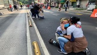 المكسيكيون هرعوا إلى الشوارع عقب الزلزال