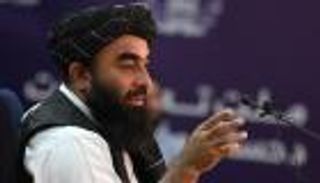 المتحدث باسم "طالبان": فريق إماراتي ضمن العاملين على إدارة مطار كابول