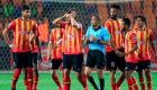 قبل الموسم الجديد.. حرمان الترجي والنجم الساحلي من التعاقدات