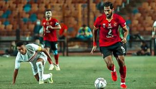 مروان محسن مهاجم الأهلي السابق