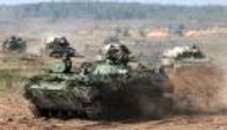 روسيا تقود مناورات عسكرية مقلقة لـ"الناتو" بمشاركة 6 دول