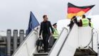 رحلة العودة.. كواليس ساعات الرعب في طائرة منتخب ألمانيا