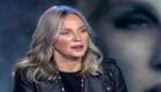 فيديو.. شيرين رضا تكشف سبب عدم تهنئة ابنتها بخطبتها