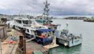 صور.. ضبط 2 طن كوكايين على يخت بإنجلترا