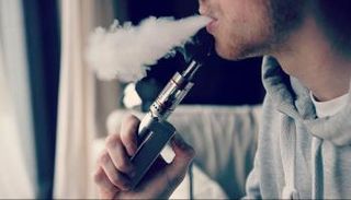  السجائر الإلكترونية لا تساعد في الإقلاع عن التدخين