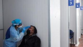 وفيات كورونا تتراجع في المغرب